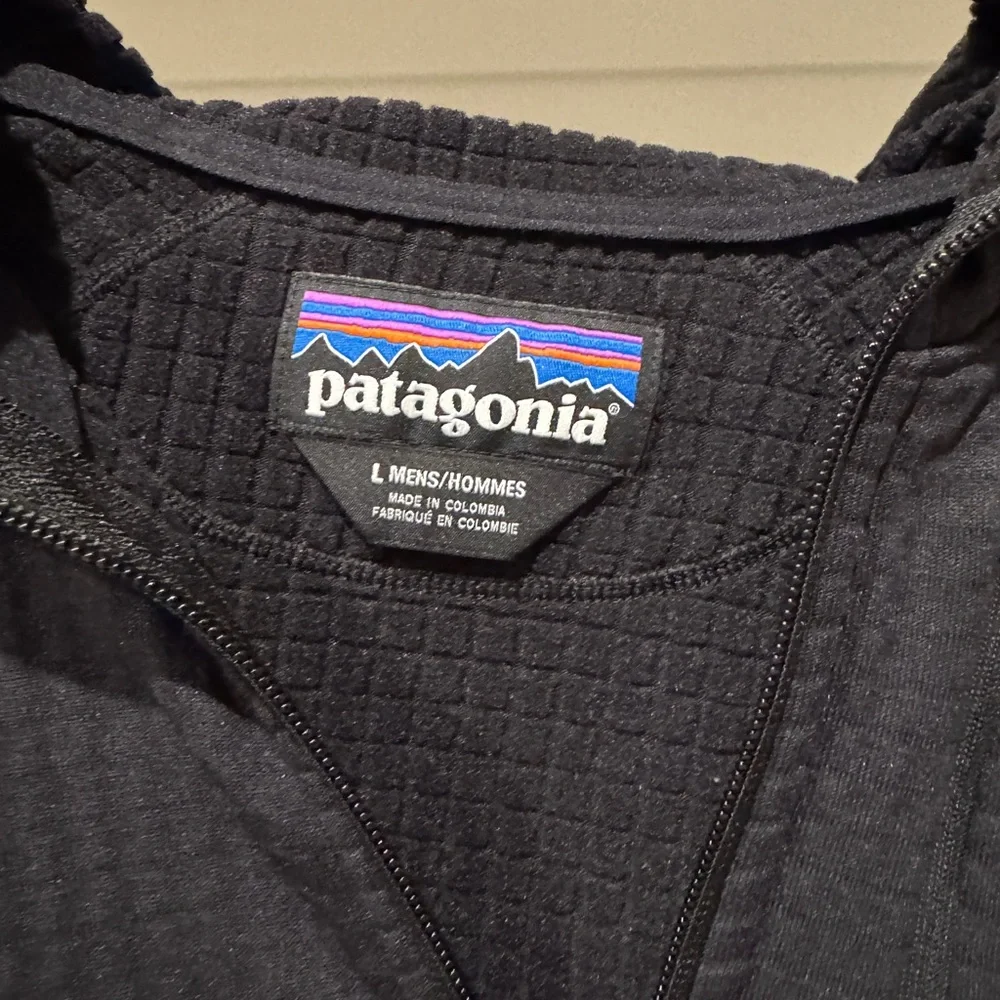 Patagonia Dark Gray Performance Jacket - Picture 2 of 3